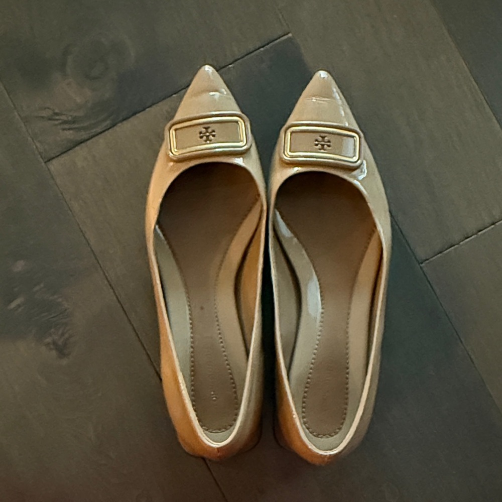 Tory Burch Georgia Pointed Toe Flat 20MM Patent Leather size 7.5